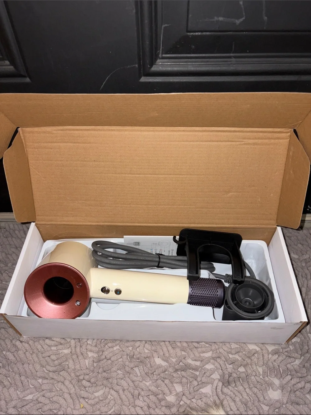 Leafless Hair Dryer - Rose Gold and Cream